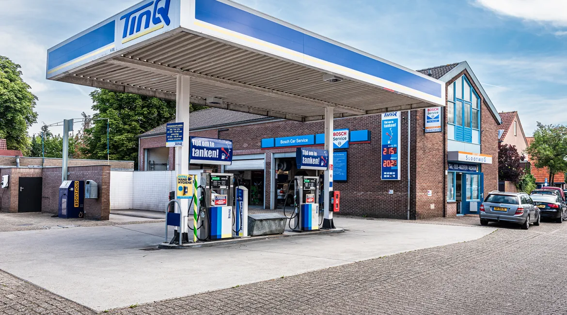 Pand van Bosch Car Service Slootweg in Amersfoort