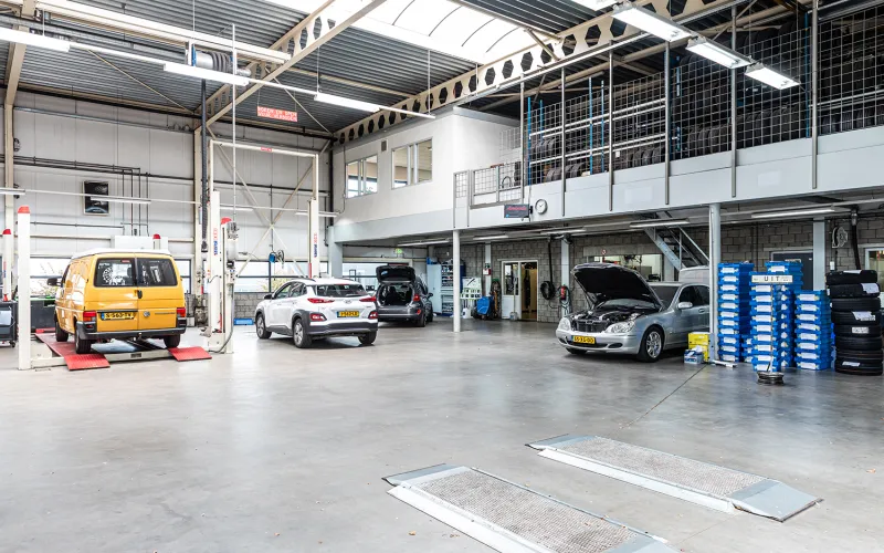 Lease Bosch Car Service van Dijk