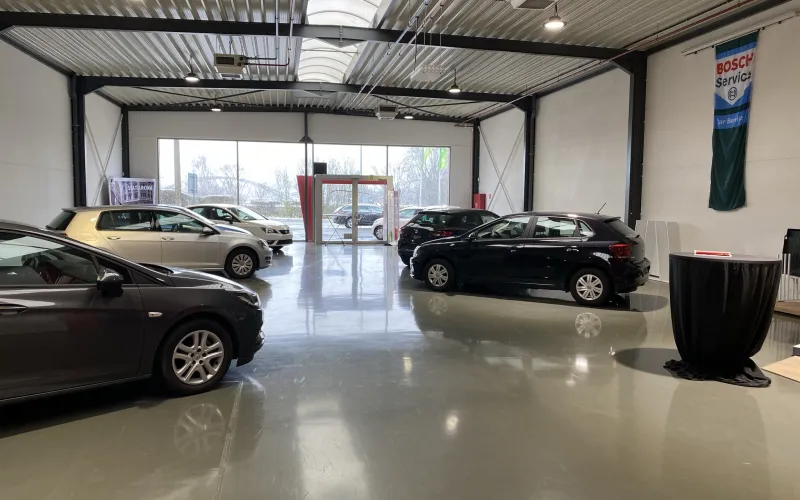 onze showroom tweedehandswagens met waarborg
