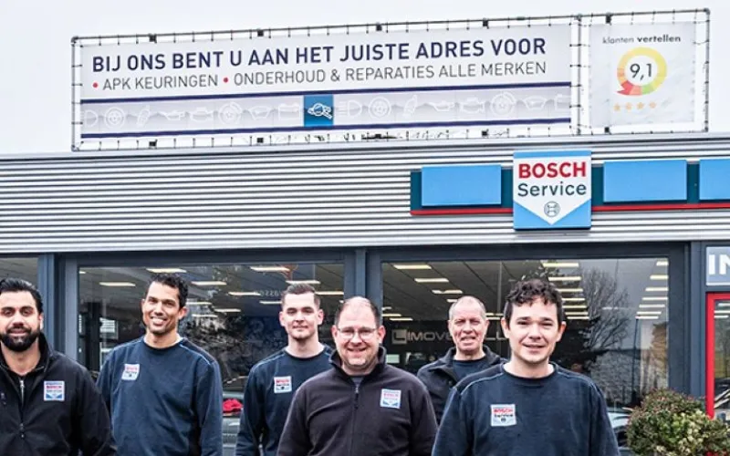 Het team van Bosch Car Service Versluis
